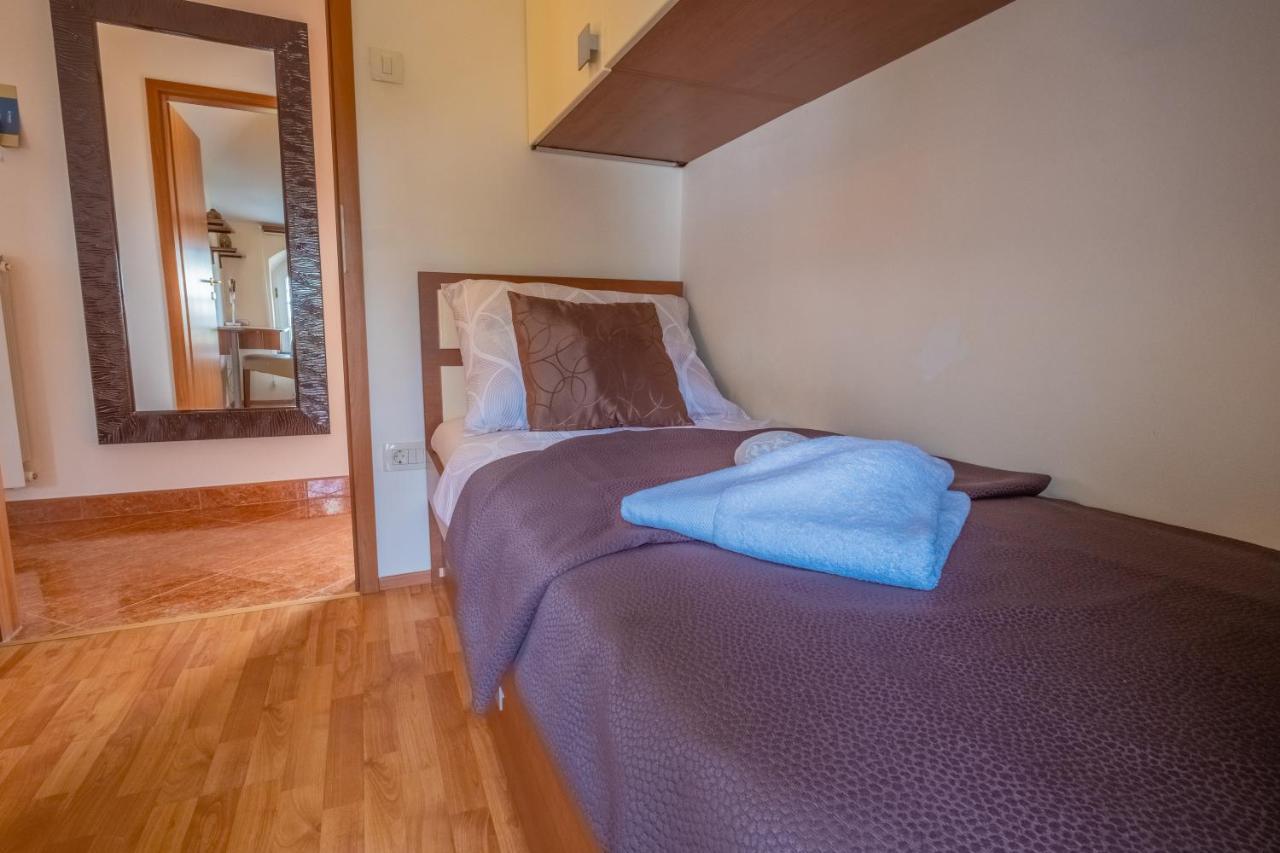 Apartments Laganini Novi Vinodolski Luaran gambar